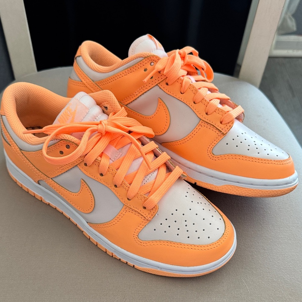 Nike Dunk Low Peach Cream